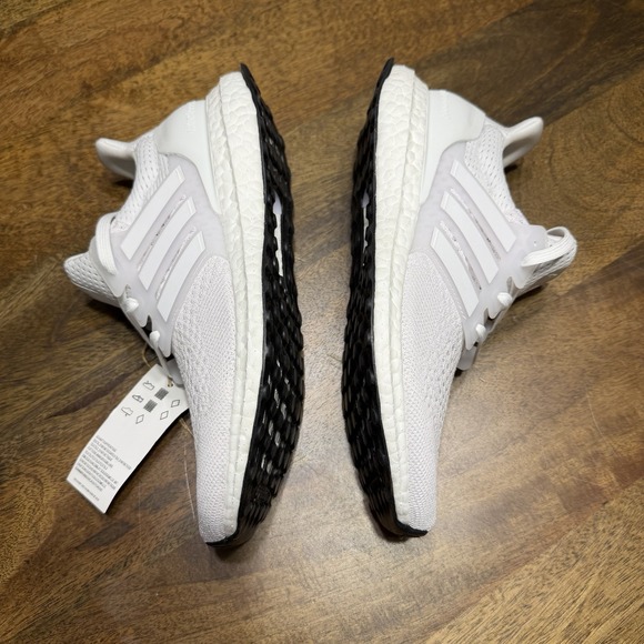 Adidas Ultraboost 1.0 White Cloud Women's Sz. 7 NEW - Picture 6 of 10